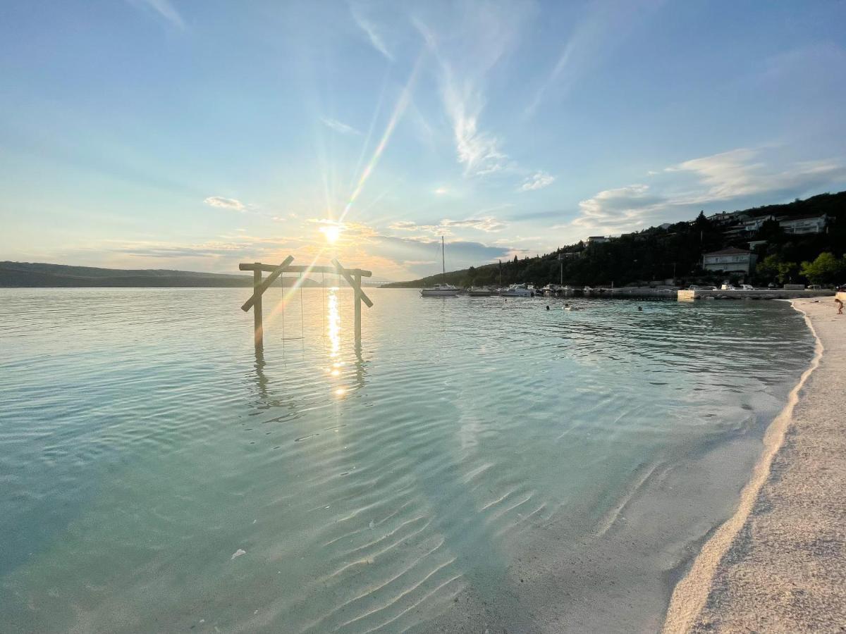Apartmani Irena Jadranovo Buitenkant foto