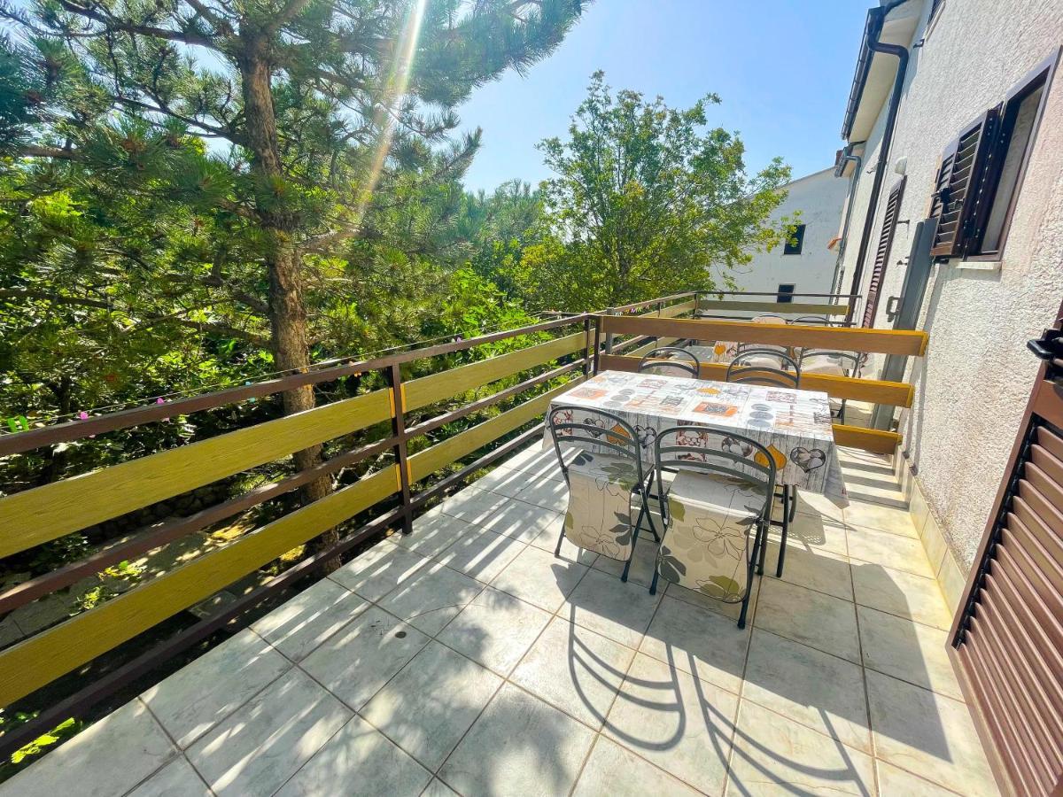 Apartmani Irena Jadranovo Buitenkant foto